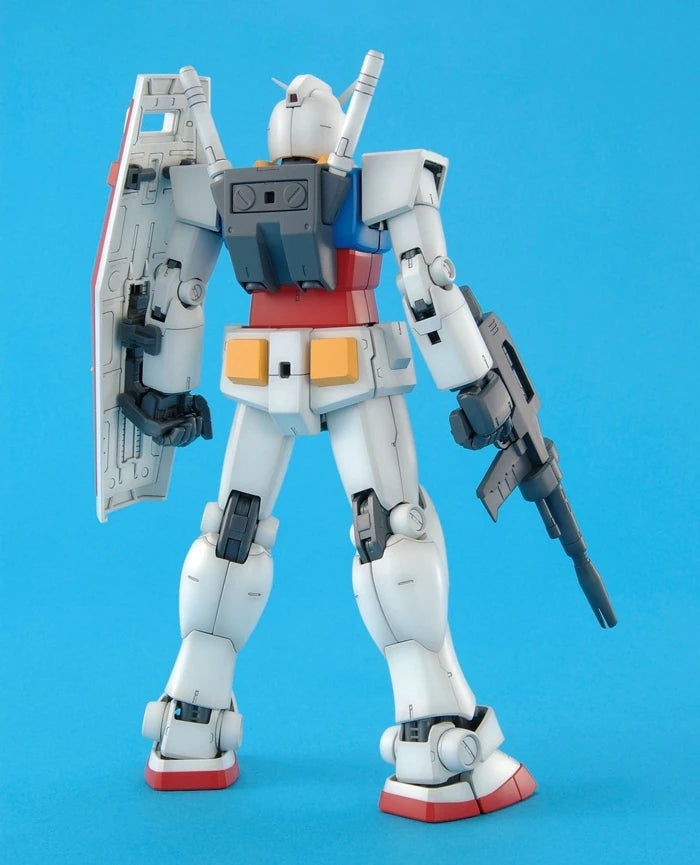 Gundam - MG 1/100 RX-78-2 Gundam Ver. 2.0