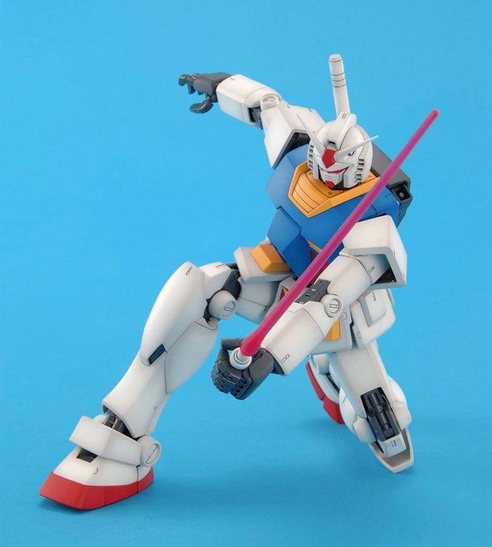 Gundam - MG 1/100 RX-78-2 Gundam Ver. 2.0