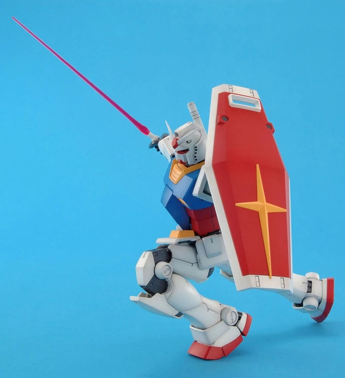 Gundam - MG 1/100 RX-78-2 Gundam Ver. 2.0