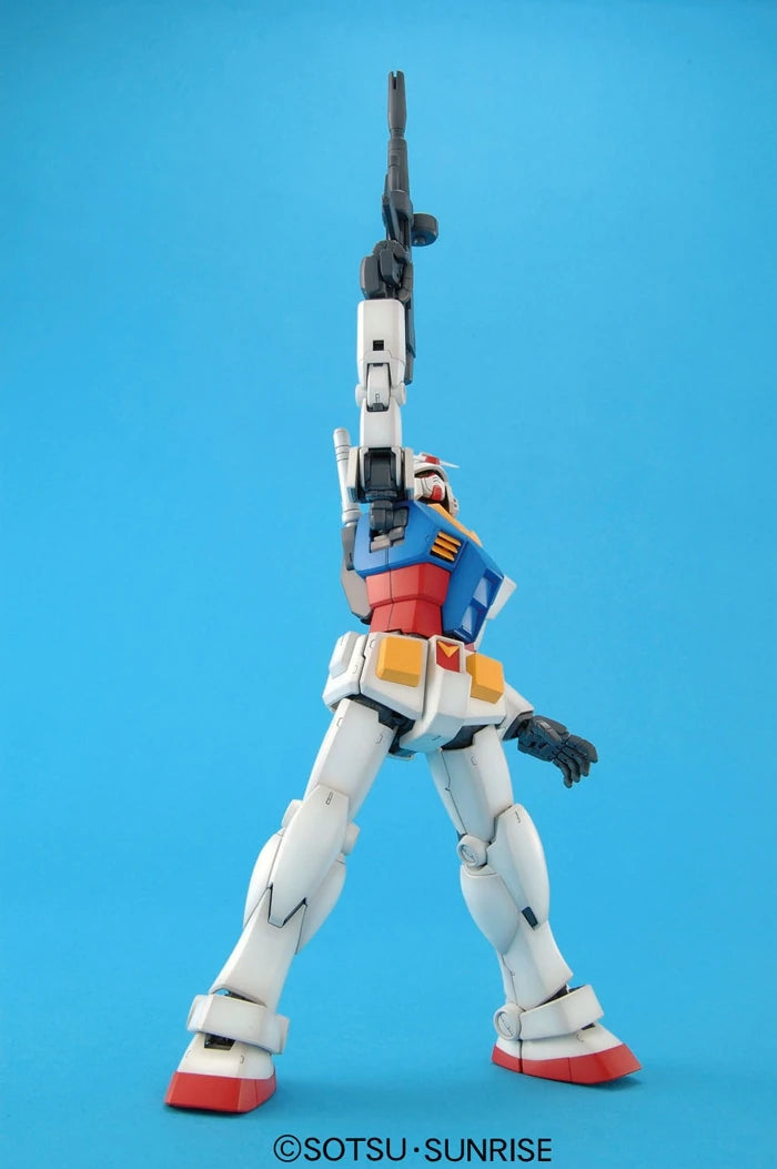Gundam - MG 1/100 RX-78-2 Gundam Ver. 2.0