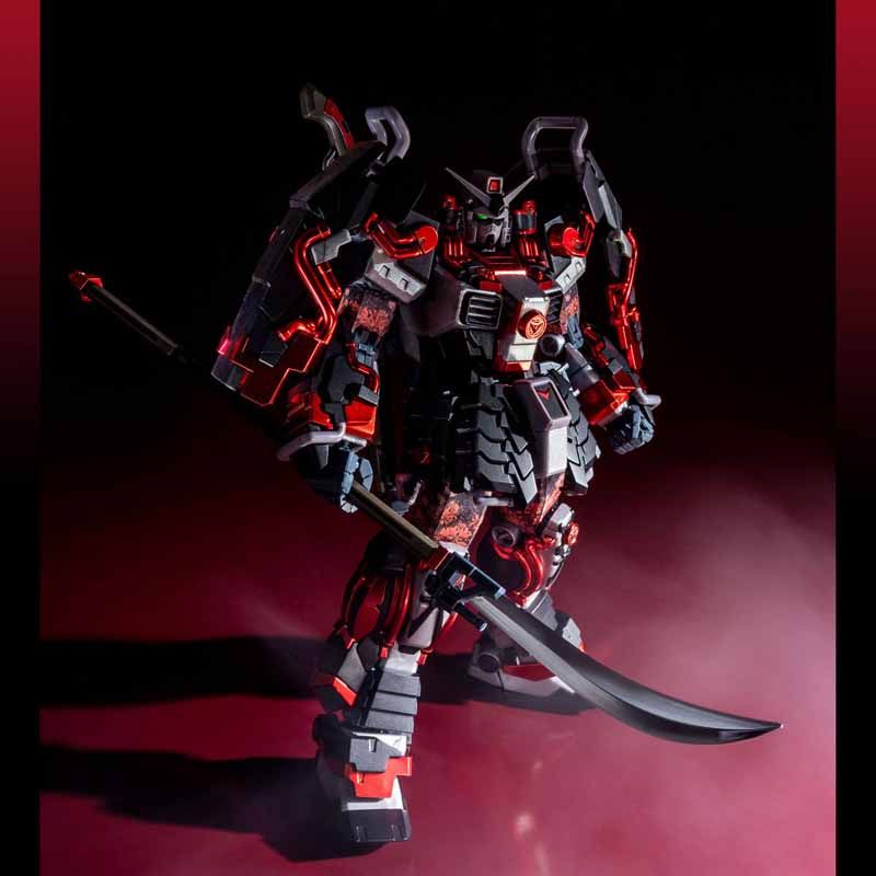 aGundam - MG 1/100 Shin Musha Gundam Sengoku no Jin [Kuroko Oyoroi / Black Robe Large Armor] [P-Bandai]