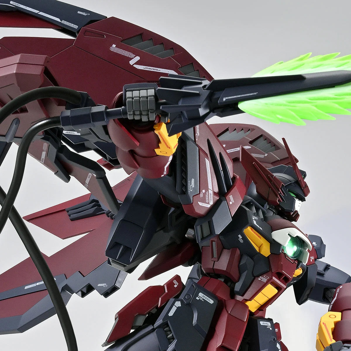 [PRE-ORDER] Gundam - MG 1/100 Gundam Epyon EW (Sturm und Drang Unit) [P-Bandai]