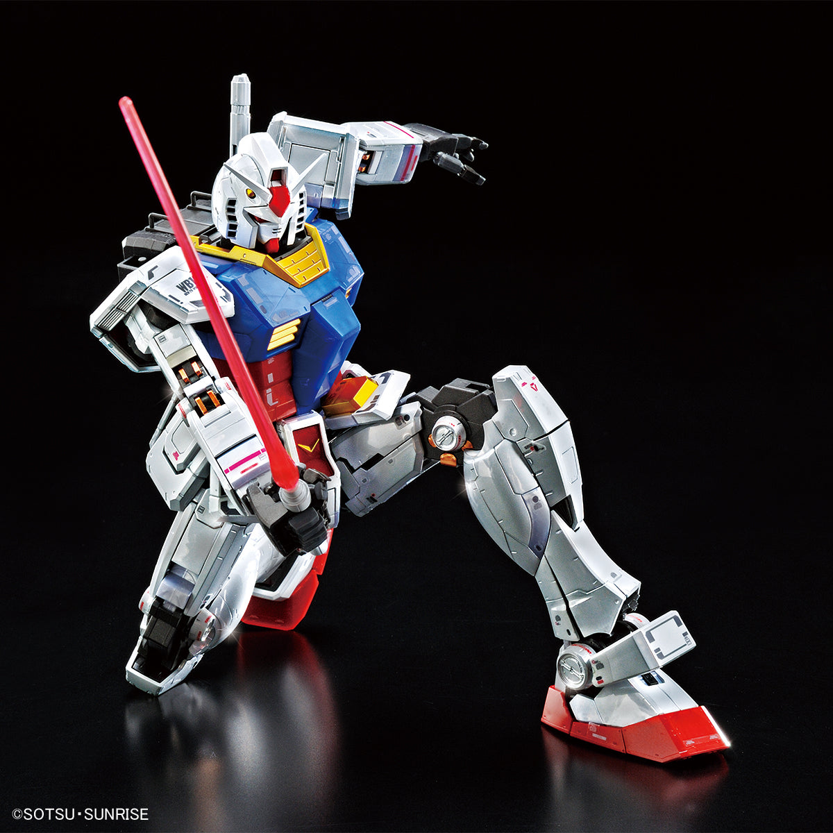 [PRE-ORDER] Gundam - MG 1/100 RX-78-2 Gundam Ver. 3.0 (Titanium Finish)